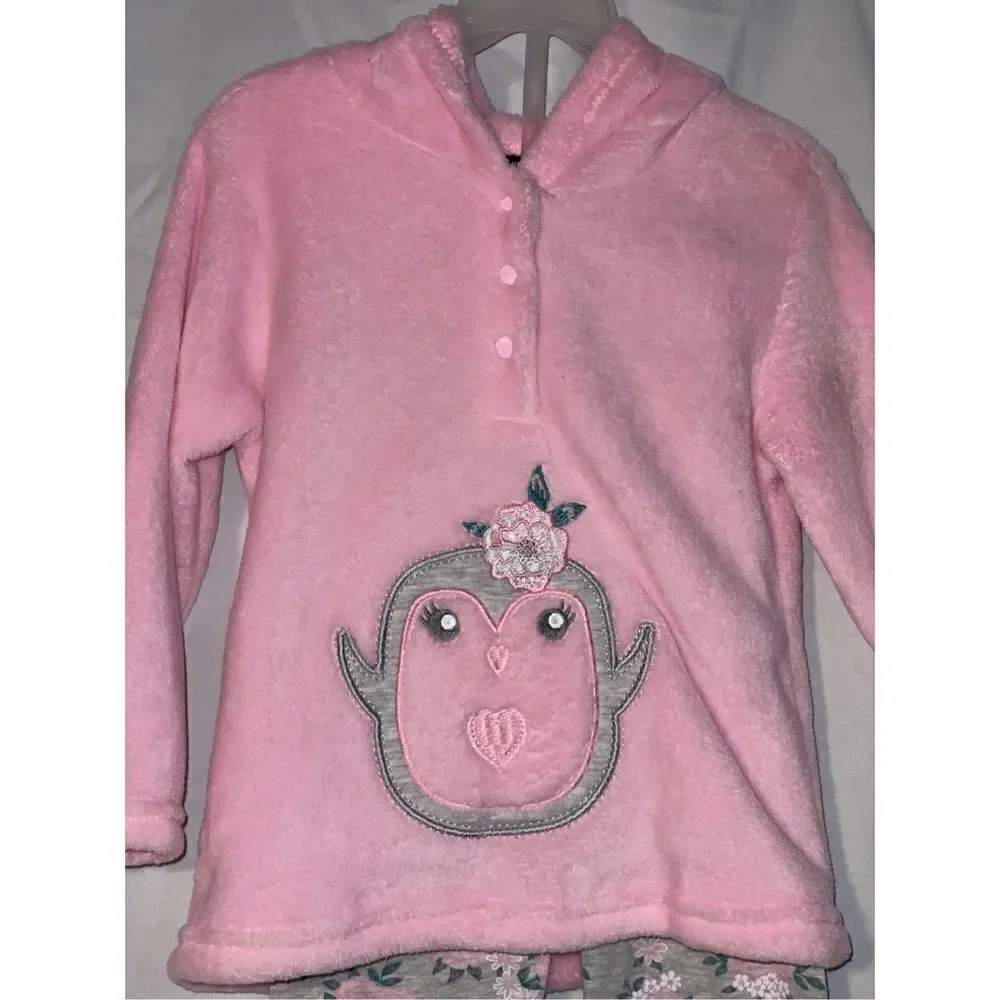 DDG Darling 4T pants and fuzzy sweater